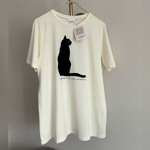 LuLaRoe cat lover Cream Tee with Black Cat Design graphic tee M